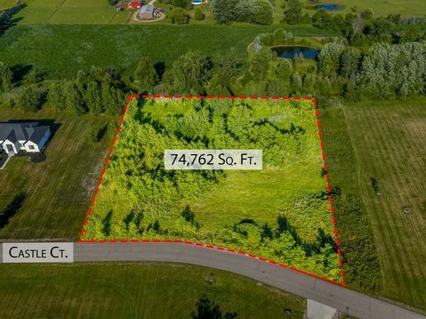 73160 Castle Court , Armada Twp, MI 48005