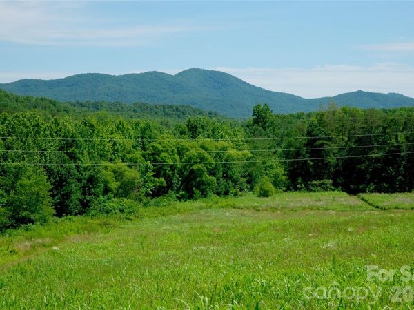 2 Morrison Road , Morganton, NC 28655