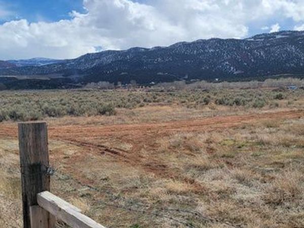 484 S 1200 W, Parowan, UT 84761