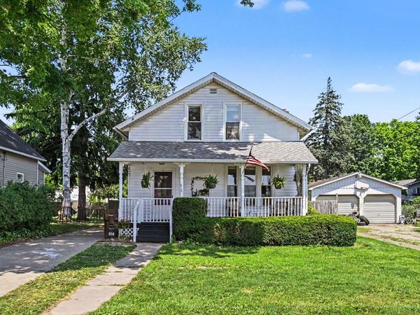 618 W Lawrence Avenue, Charlotte, MI 48813