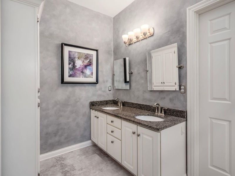 5752 Highland Lakes Avenue, Westerville, OH 43082 Photo 20