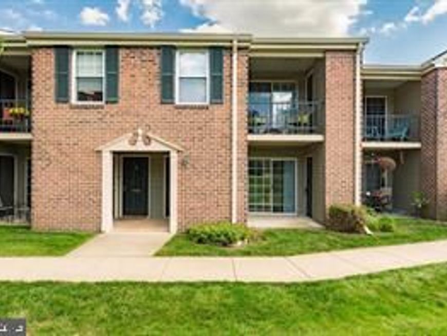 28 Hastings Drive, Unit 202 U-28, Blue Bell, PA 19422 Main Photo