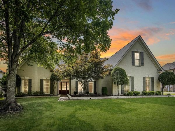 1584 GRAND CYPRESS DR, Collierville, TN 38017