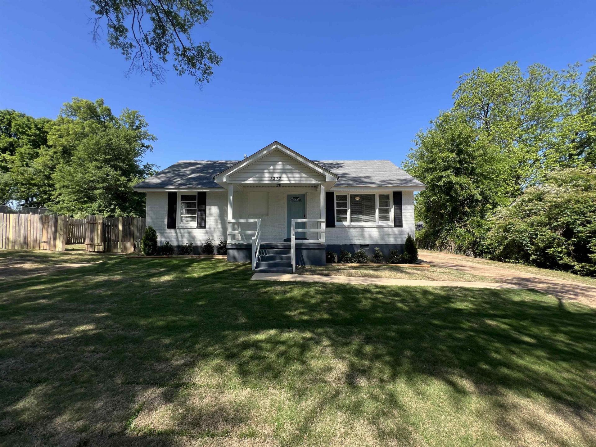 3277 Beechmont St, Memphis, TN 38127 Main Photo