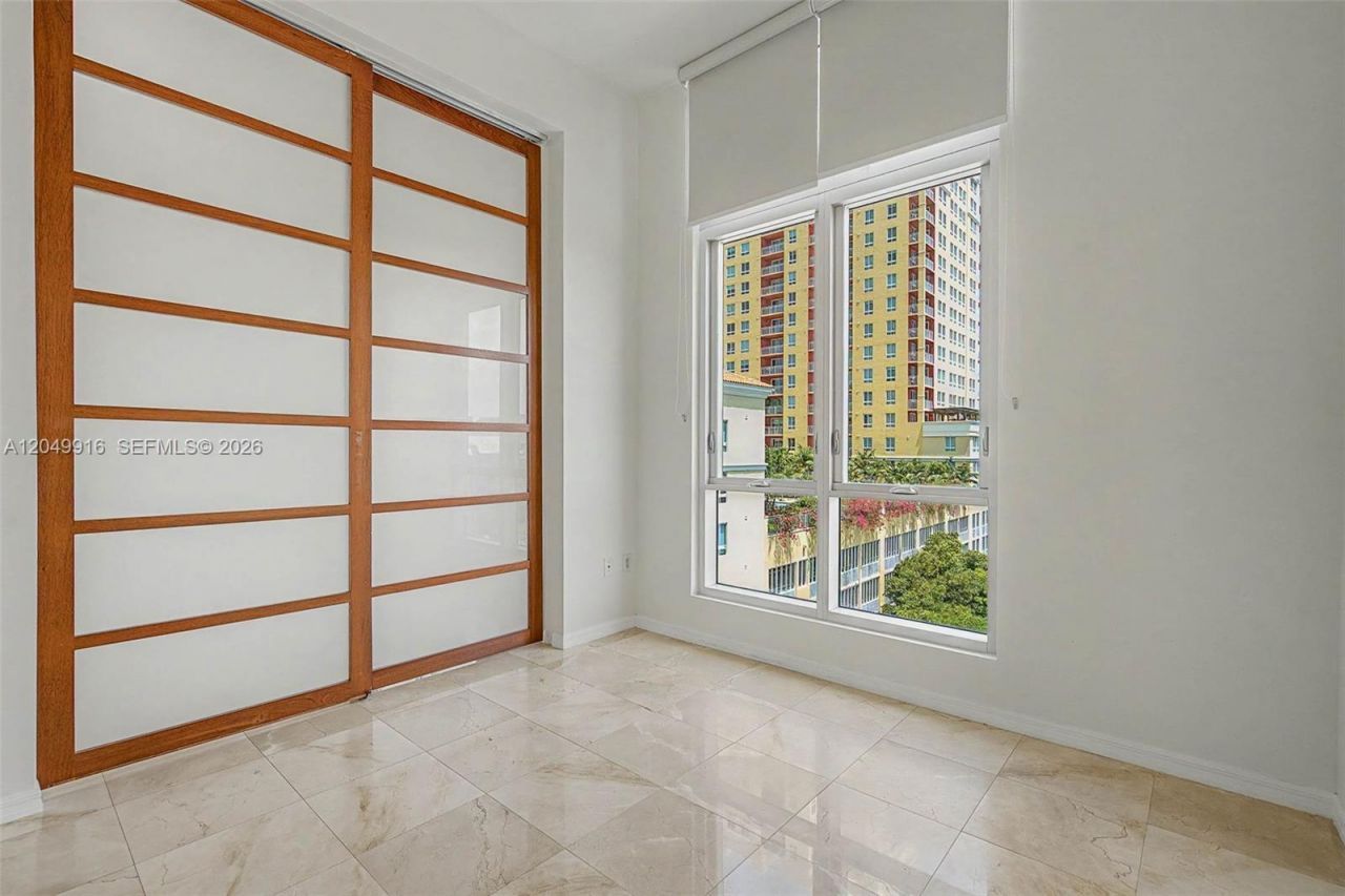 9055 SW 73rd Ct , Unit 602, Miami, FL 33156 Photo