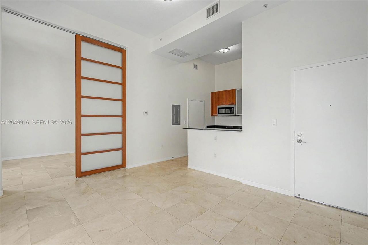 9055 SW 73rd Ct , Unit 602, Miami, FL 33156 Photo
