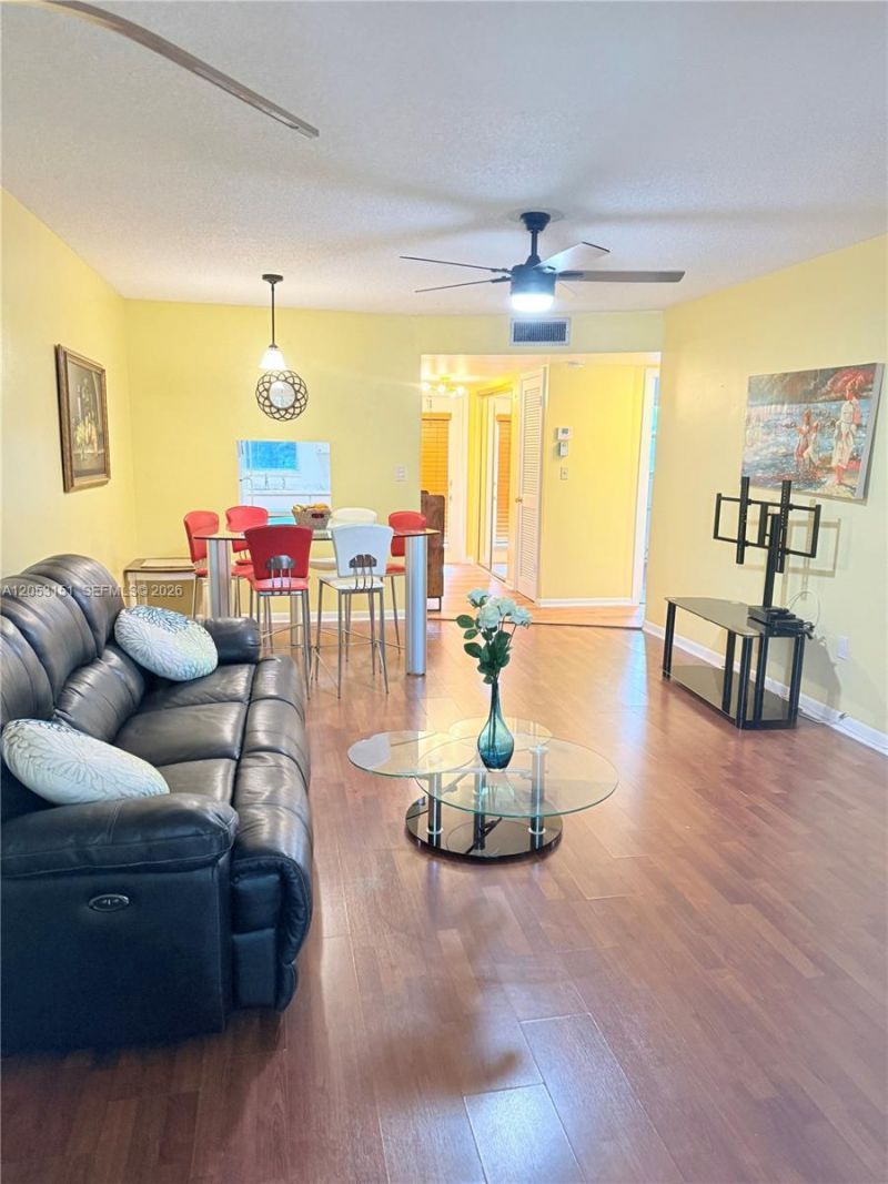 8590 Sunrise Lakes Blvd , Unit 309, Sunrise, FL 33322 Photo