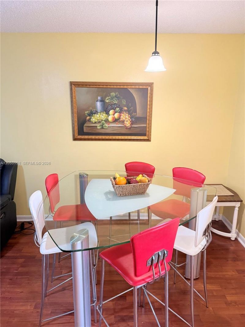 8590 Sunrise Lakes Blvd , Unit 309, Sunrise, FL 33322 Photo