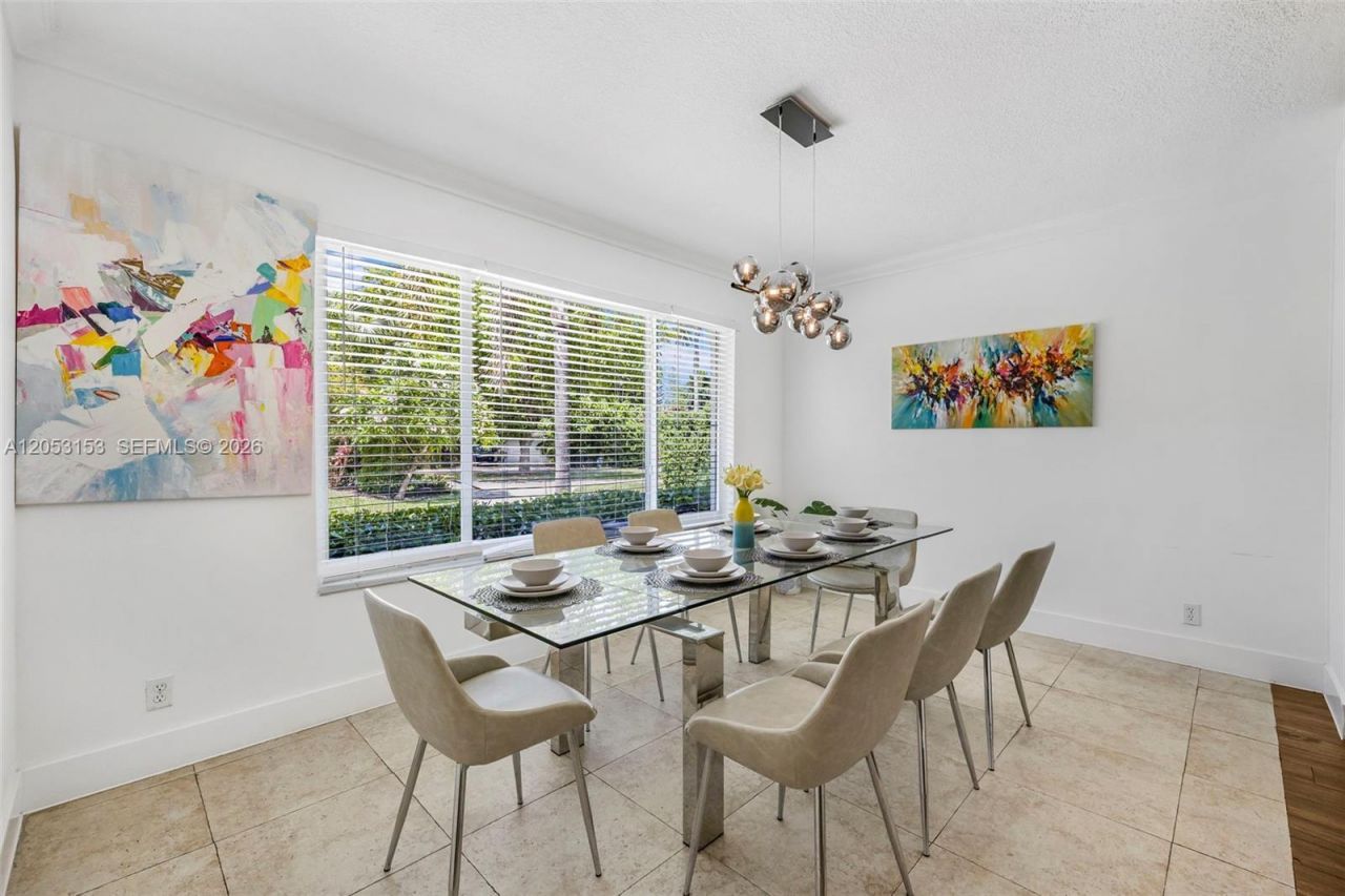 11121 Griffing Blvd, Biscayne Park, FL 33161 Photo