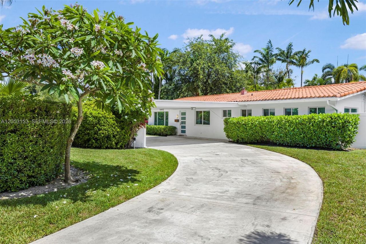 11121 Griffing Blvd, Biscayne Park, FL 33161 Photo
