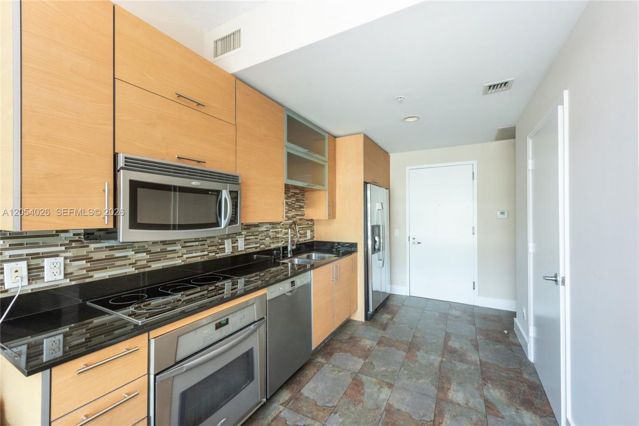 60 SW 13th St, Unit 4808, Miami, FL 33130 Photo
