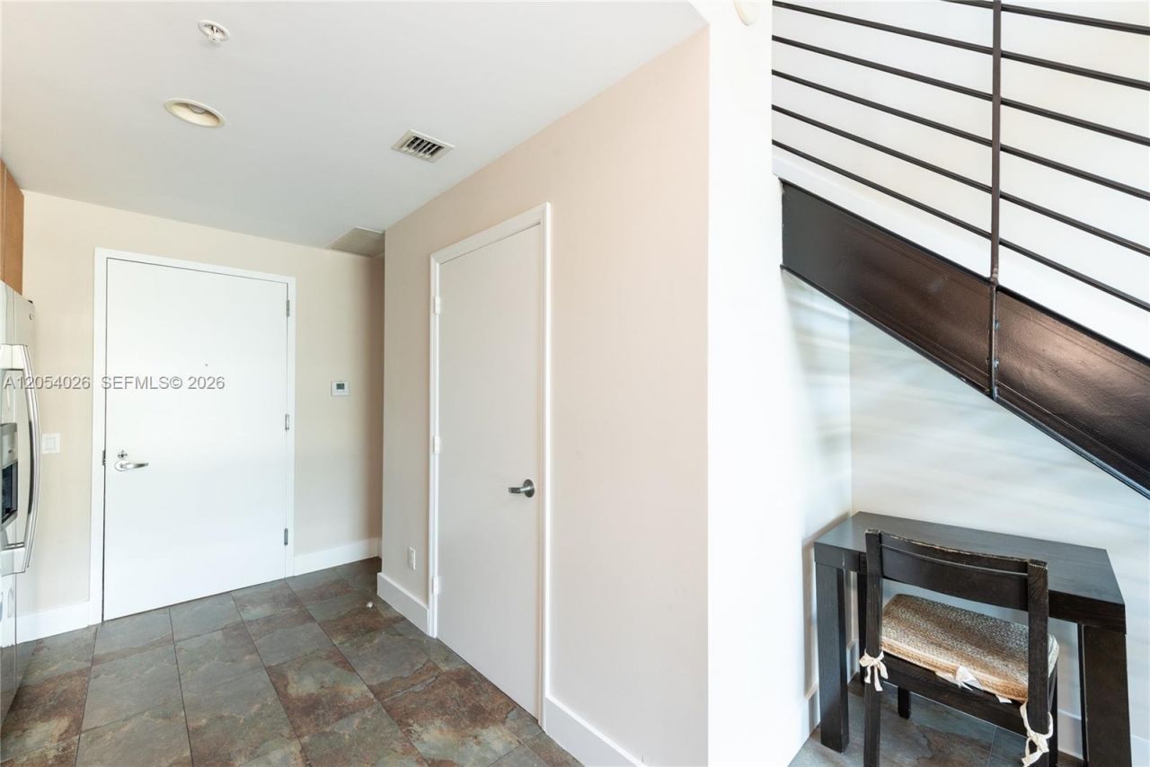 60 SW 13th St, Unit 4808, Miami, FL 33130 Photo