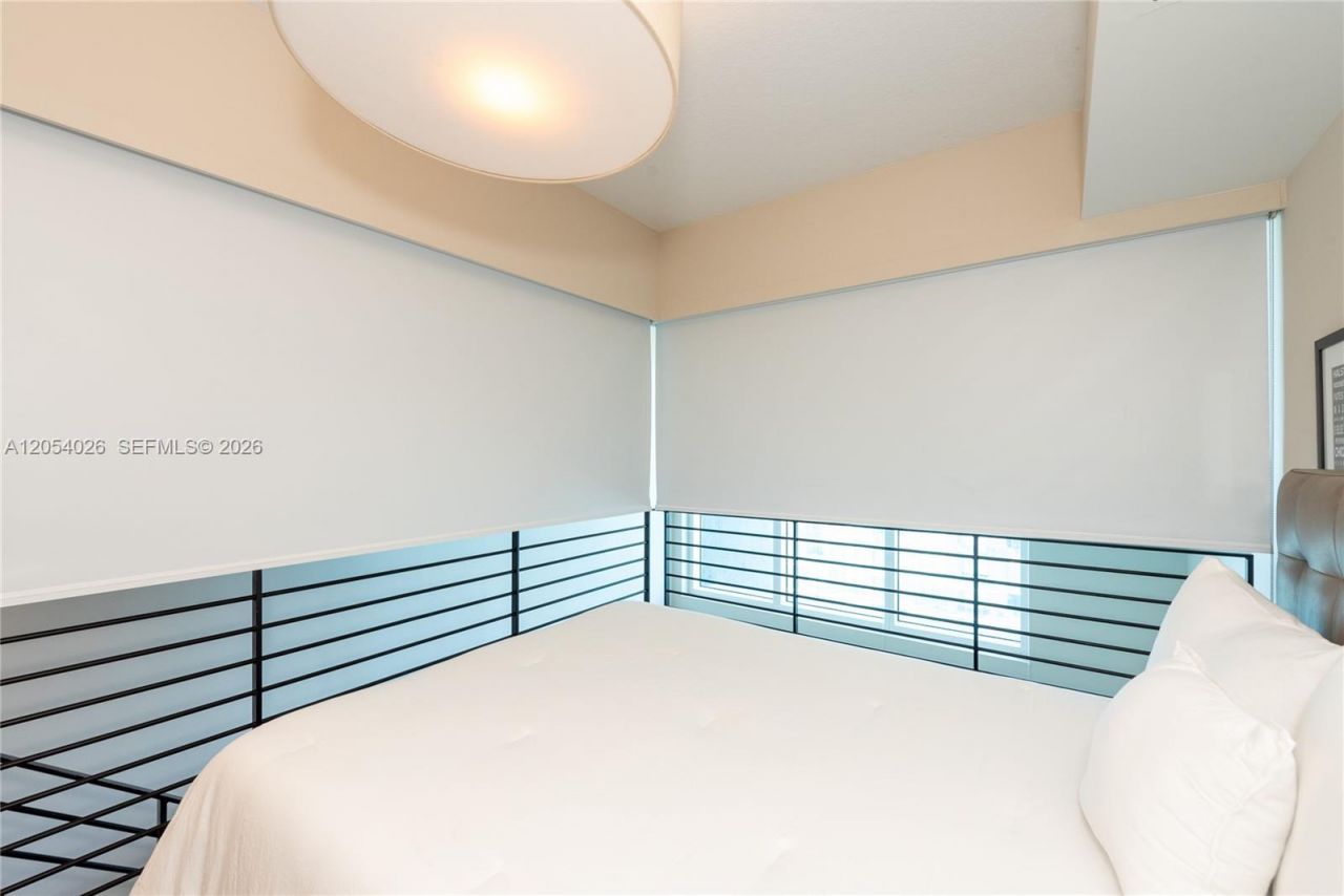 60 SW 13th St, Unit 4808, Miami, FL 33130 Photo
