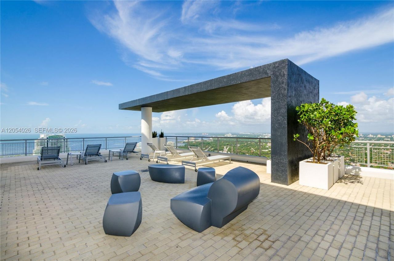 60 SW 13th St, Unit 4808, Miami, FL 33130 Photo