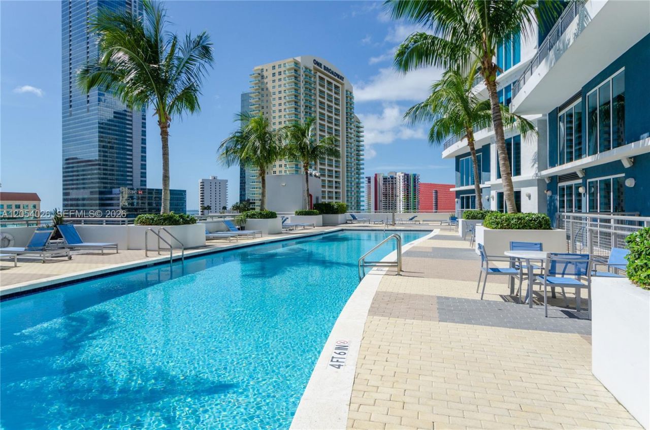 60 SW 13th St, Unit 4808, Miami, FL 33130 Photo