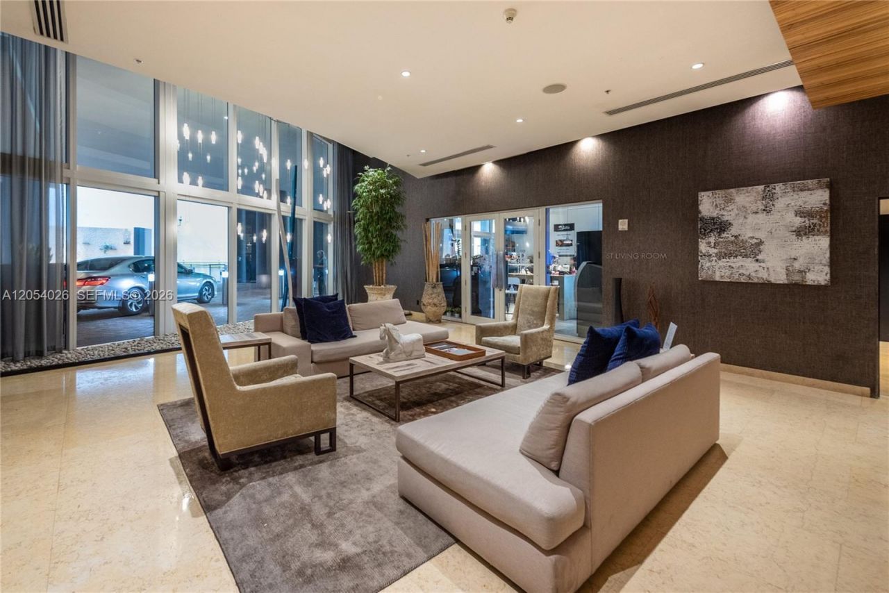 60 SW 13th St, Unit 4808, Miami, FL 33130 Photo