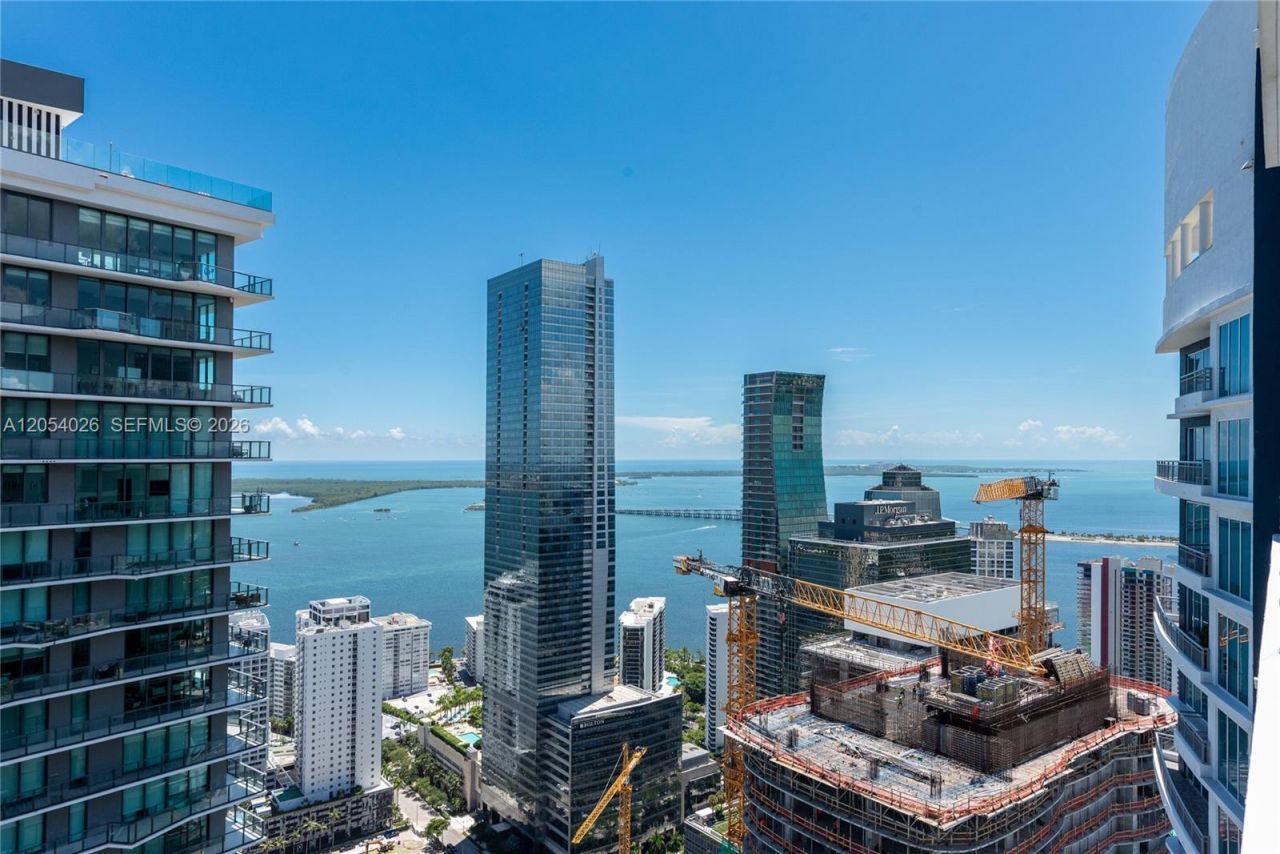 60 SW 13th St, Unit 4808, Miami, FL 33130 Photo