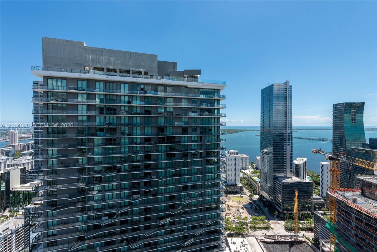 60 SW 13th St, Unit 4808, Miami, FL 33130 Photo