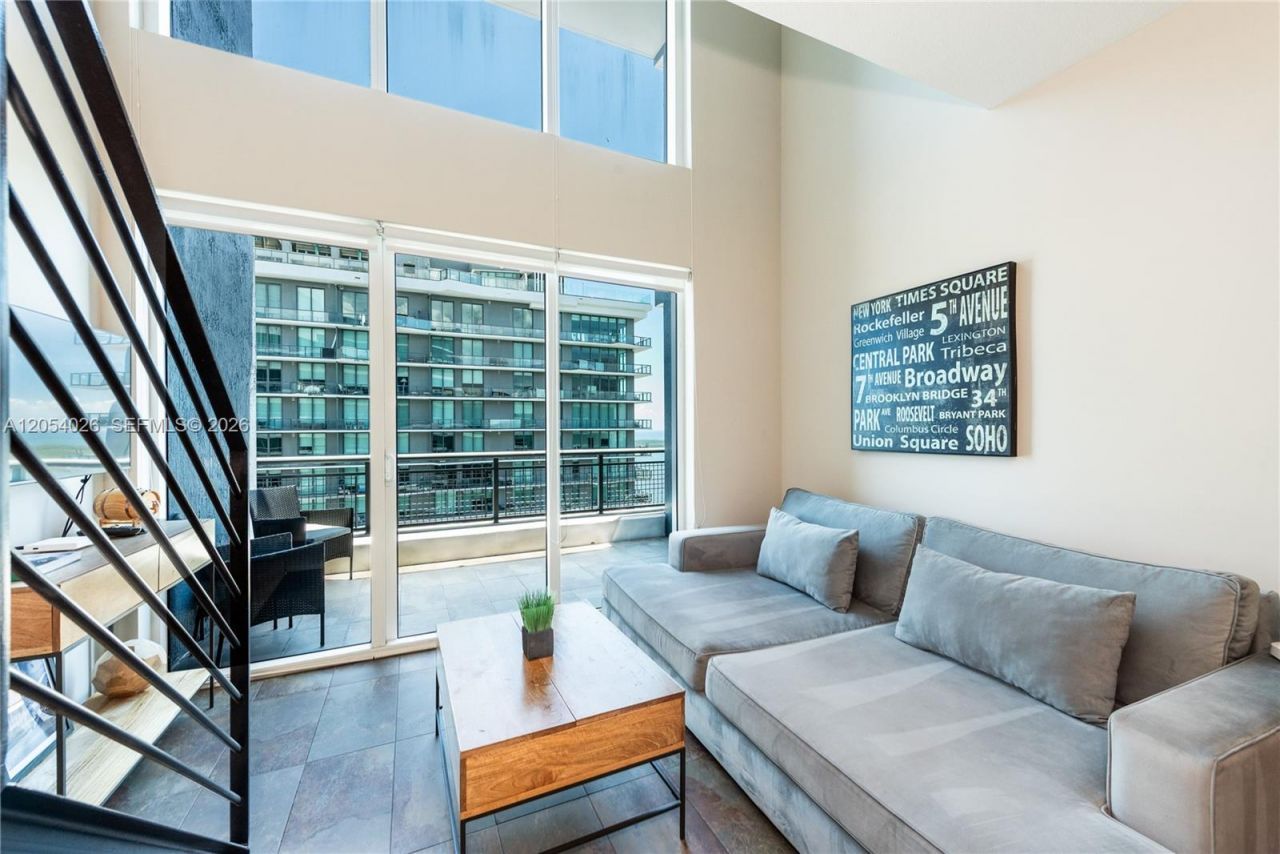 60 SW 13th St, Unit 4808, Miami, FL 33130 Photo