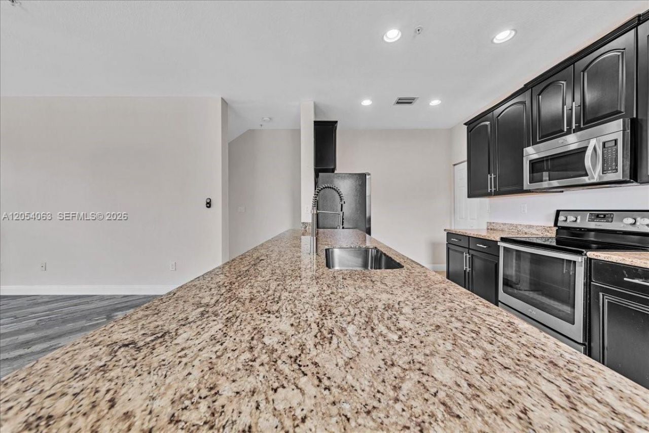 995 SW 147th Ave, Unit 2514, Pembroke Pines, FL 33027 Photo