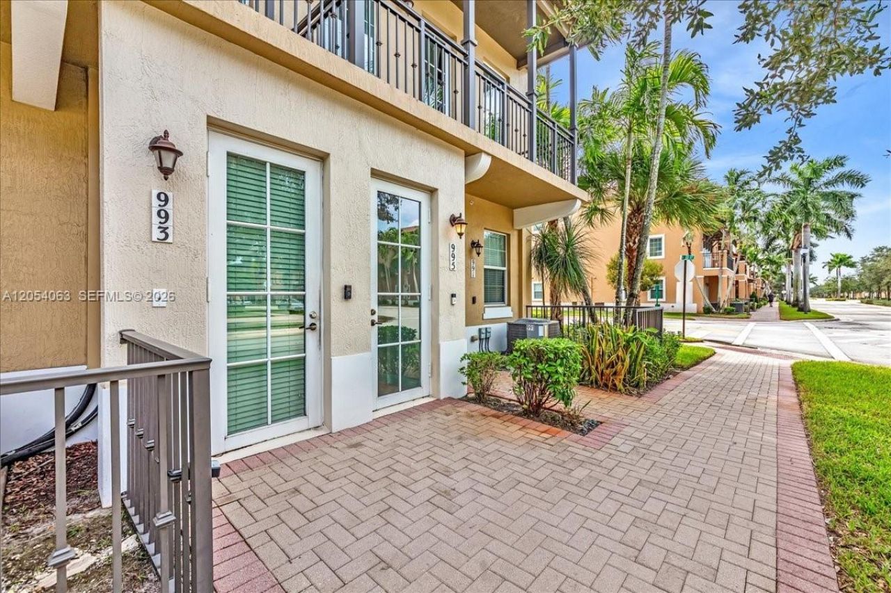 995 SW 147th Ave, Unit 2514, Pembroke Pines, FL 33027 Photo