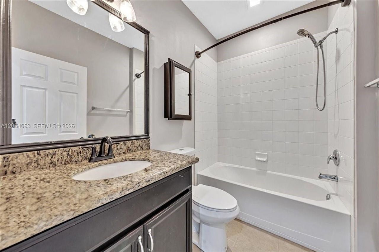 995 SW 147th Ave, Unit 2514, Pembroke Pines, FL 33027 Photo