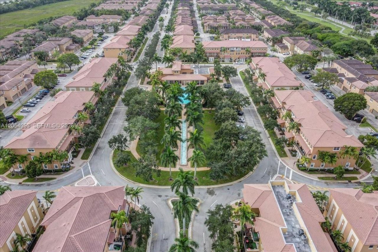 995 SW 147th Ave, Unit 2514, Pembroke Pines, FL 33027 Photo