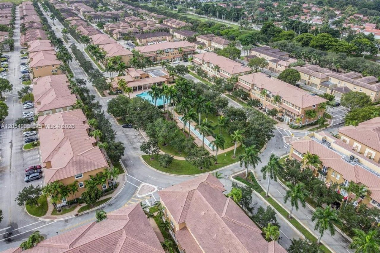 995 SW 147th Ave, Unit 2514, Pembroke Pines, FL 33027 Photo