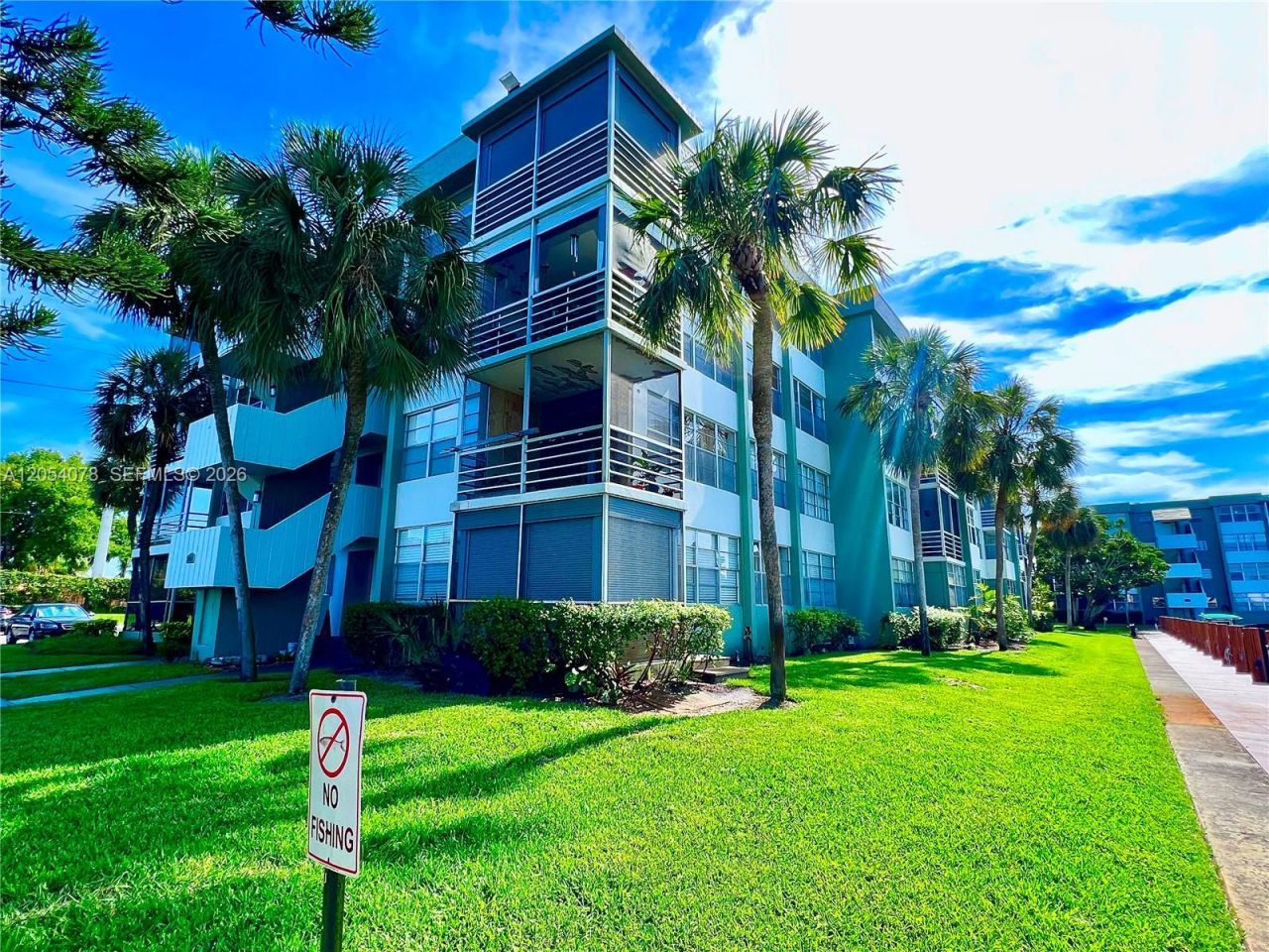 2741 Taft St , Unit 401, Hollywood, FL 33020 Photo