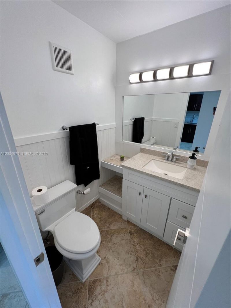 2741 Taft St , Unit 401, Hollywood, FL 33020 Photo