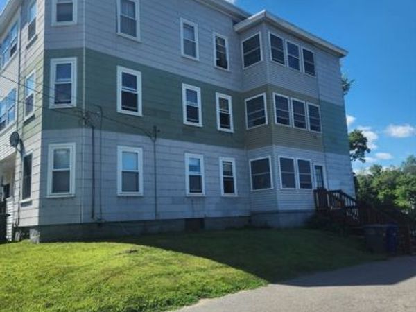 15-19 Elm Street, Leominster, MA 01543