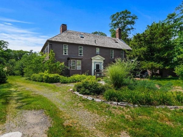 190 Granite St, Rockport, MA 01966