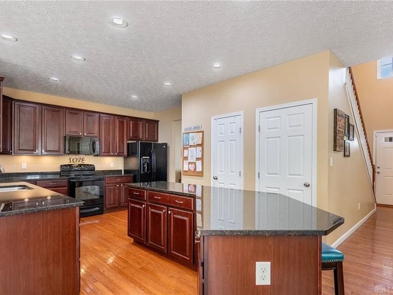 2374 Gerard Court, Fairborn, OH 45324 Photo 9