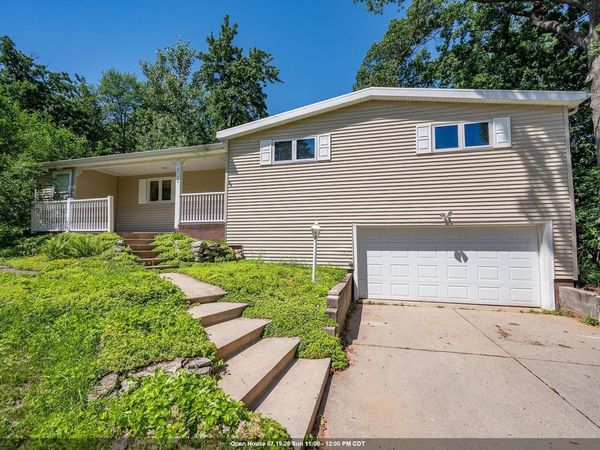 2730 OAKWOOD DRIVE, Green Bay, WI 54304