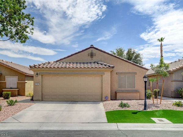 5707 Great Eagle Court , Las Vegas, NV 89122