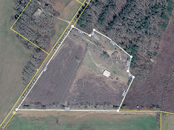 3680 Bible Grove Road , Lexington, TN 38351