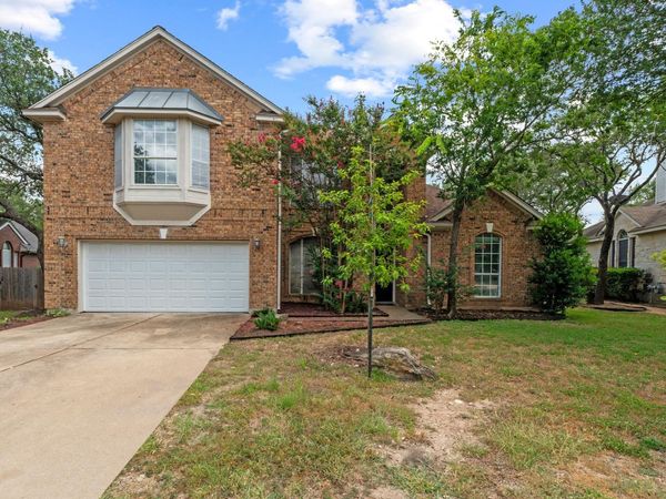 8605 Axis DR, Austin, TX 78749