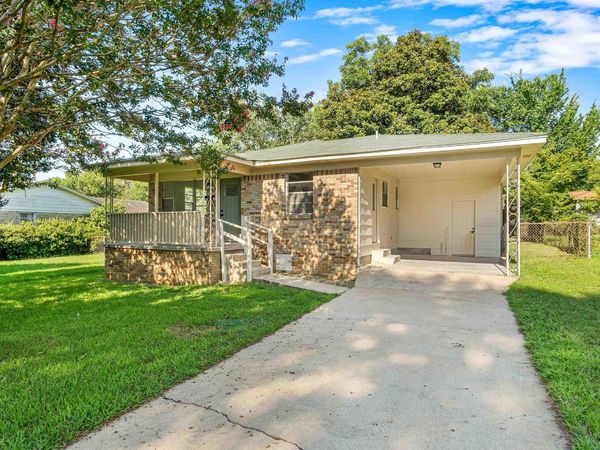 5511 Maple St , North Little Rock, AR 72118
