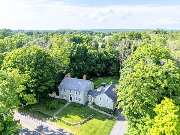 27 Haverhill Road, Chester, NH 03036