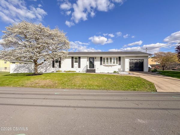 243L INMAN Avenue, Hanover Township, PA 18706