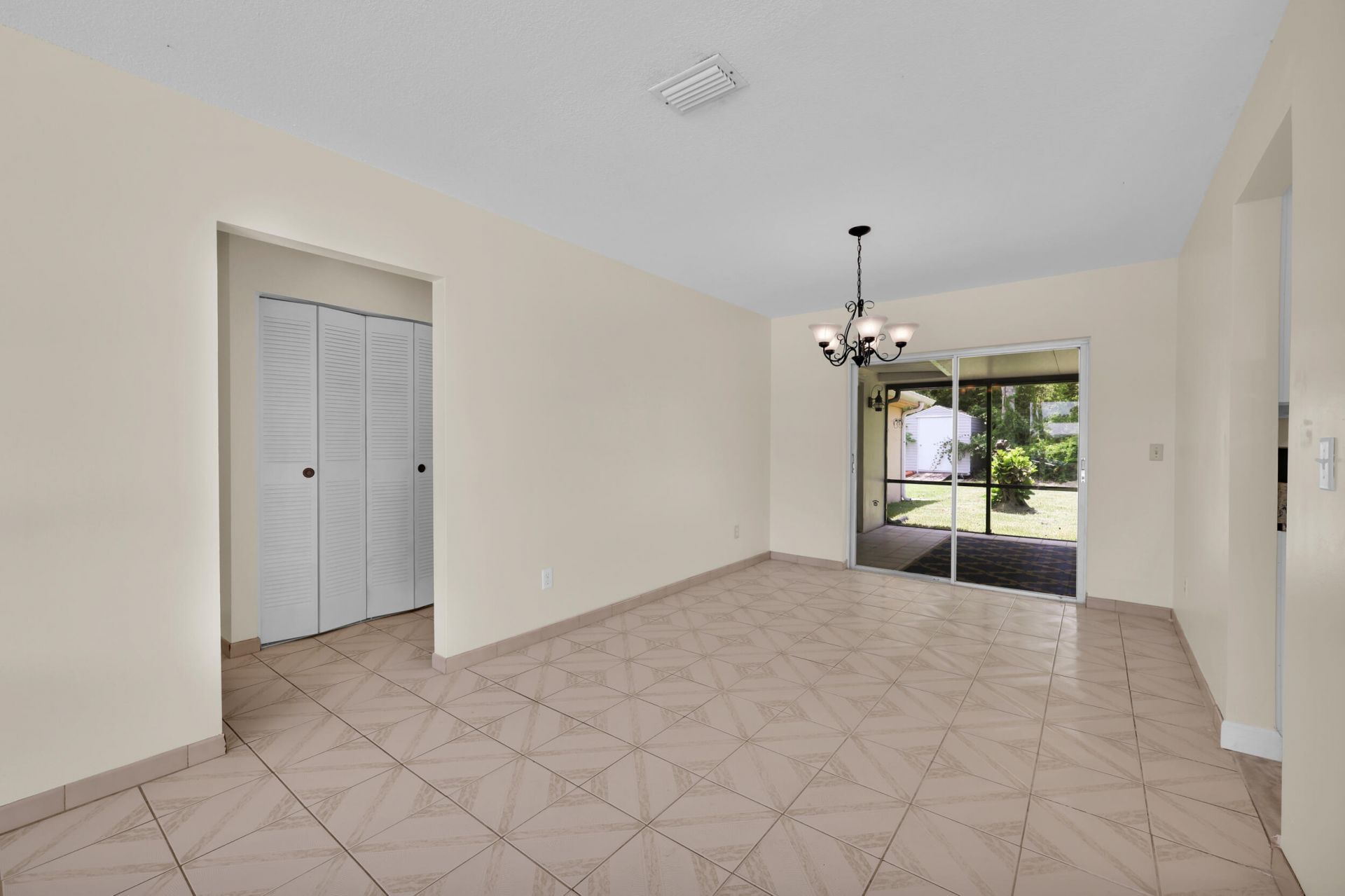 191 SW Ivanhoe Court, Port Saint Lucie, FL 34983 Photo