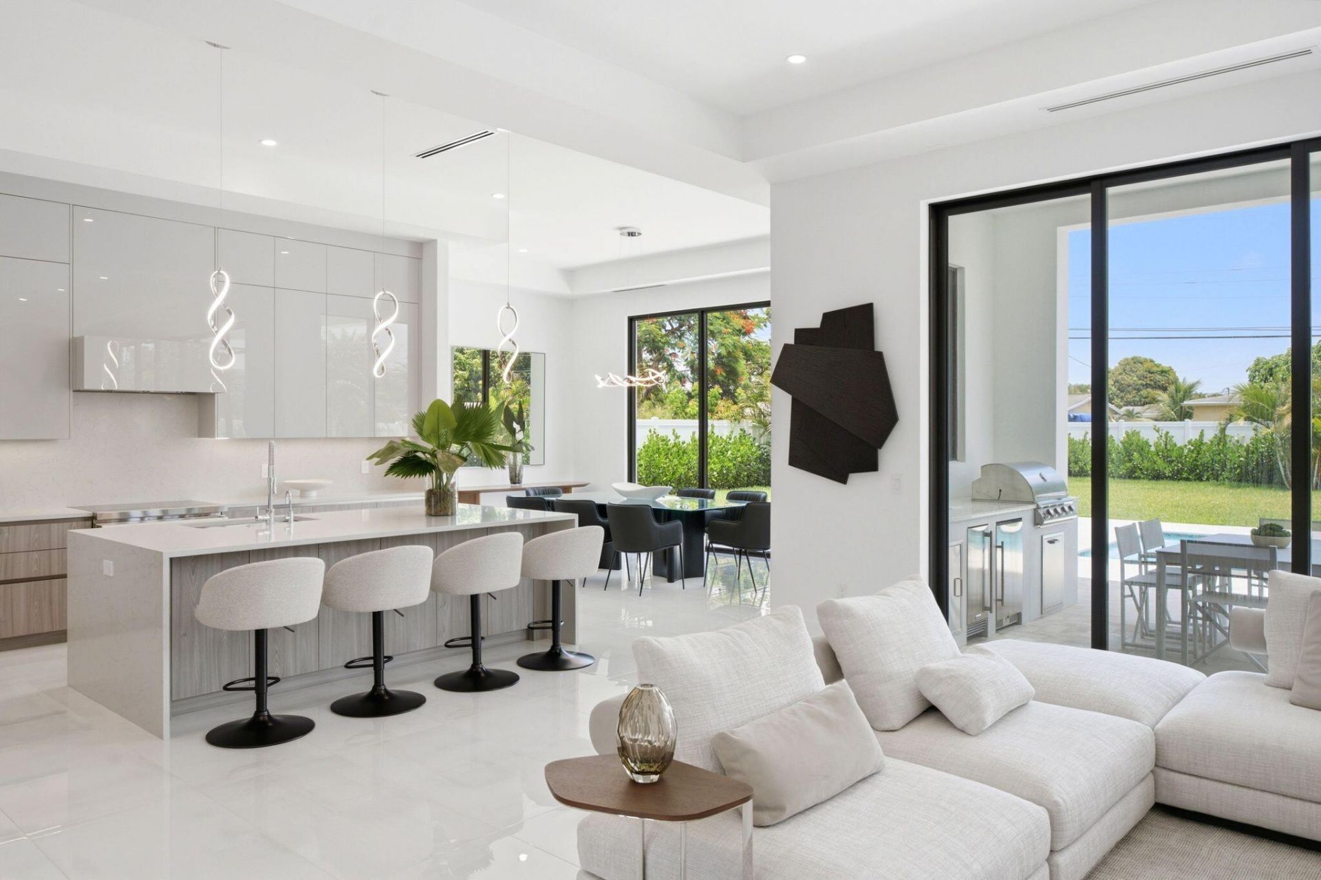 261 NW 8th Street, Boca Raton, FL 33432 Photo