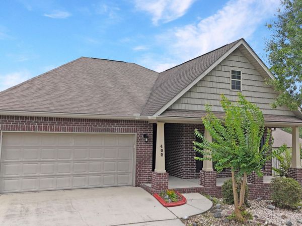 402 Wych Circle, Crestview, FL 32536