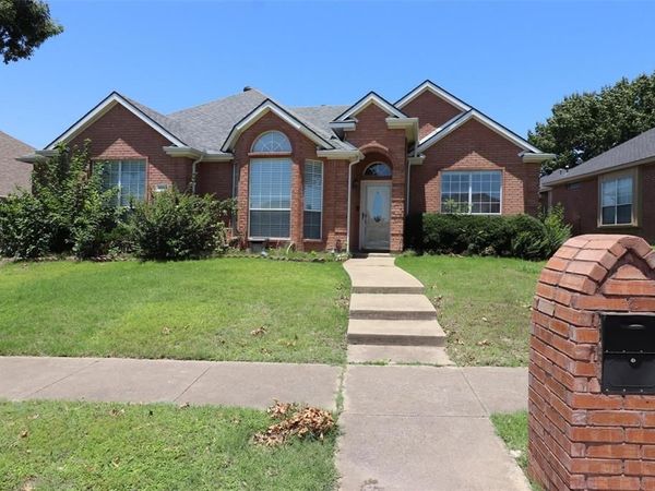 4041 Brazos Drive, Carrollton, TX 75007