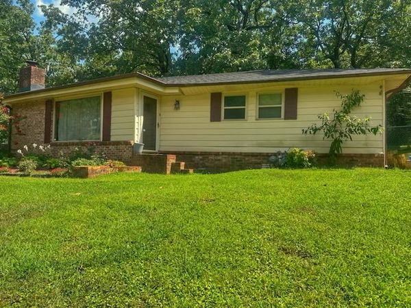 221 23rd Street , Russellville, AR 72801
