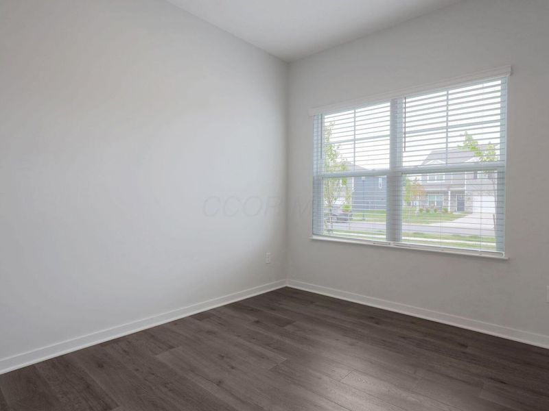 858 Sunny Vale Drive , Delaware, OH 43015 Photo 2