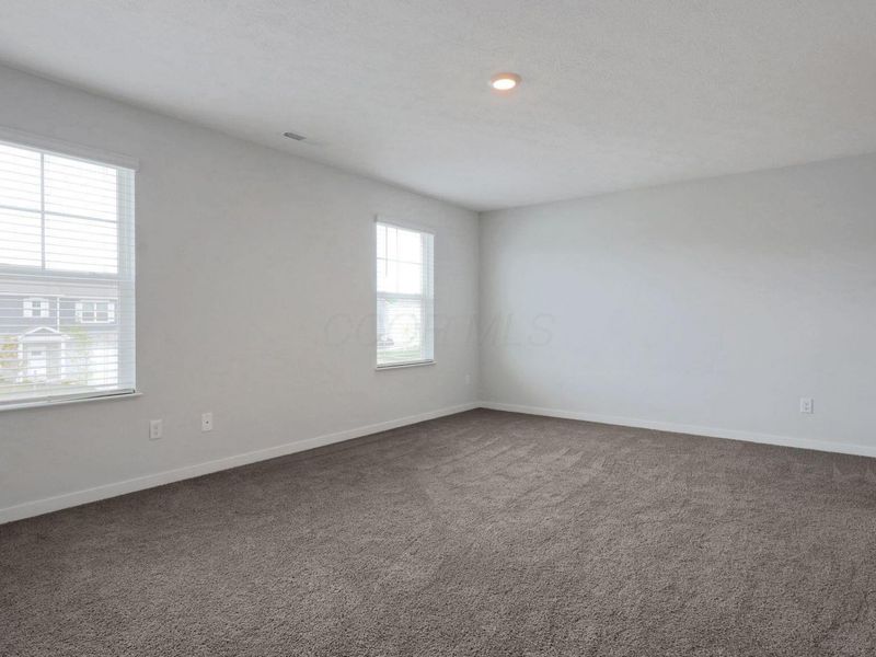 858 Sunny Vale Drive , Delaware, OH 43015 Photo 8