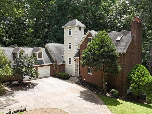 5599 Stone Creek Drive , Stone Mountain, GA 30087