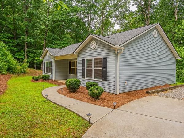 1165 Chesterra Drive , Dahlonega, GA 30533