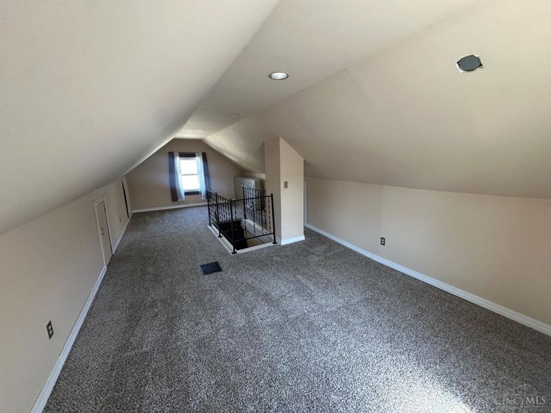 7565 Ross Avenue, Springfield Twp., OH 45237 Photo 27